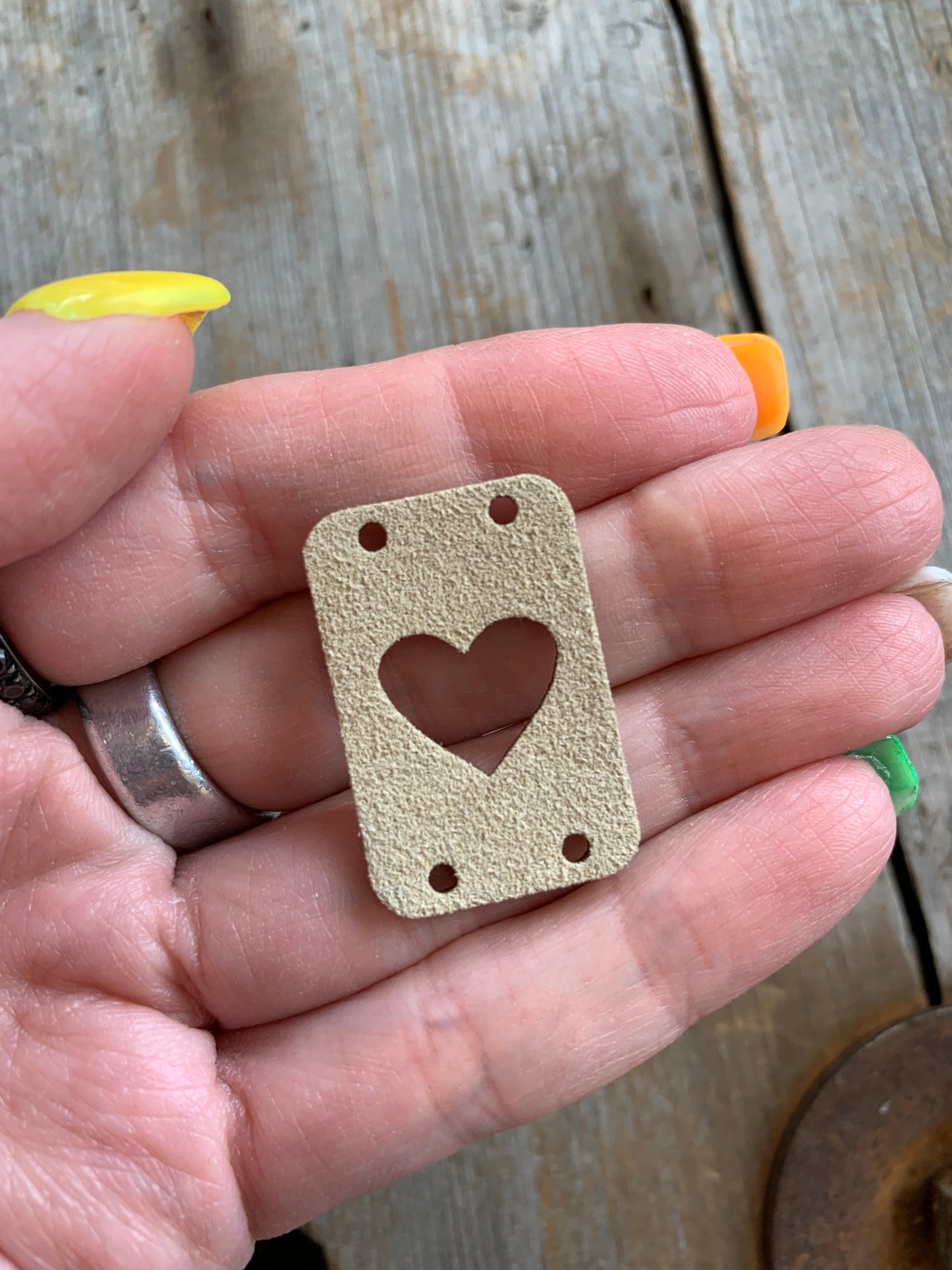Étiquettes à projet - Trou en coeur #2