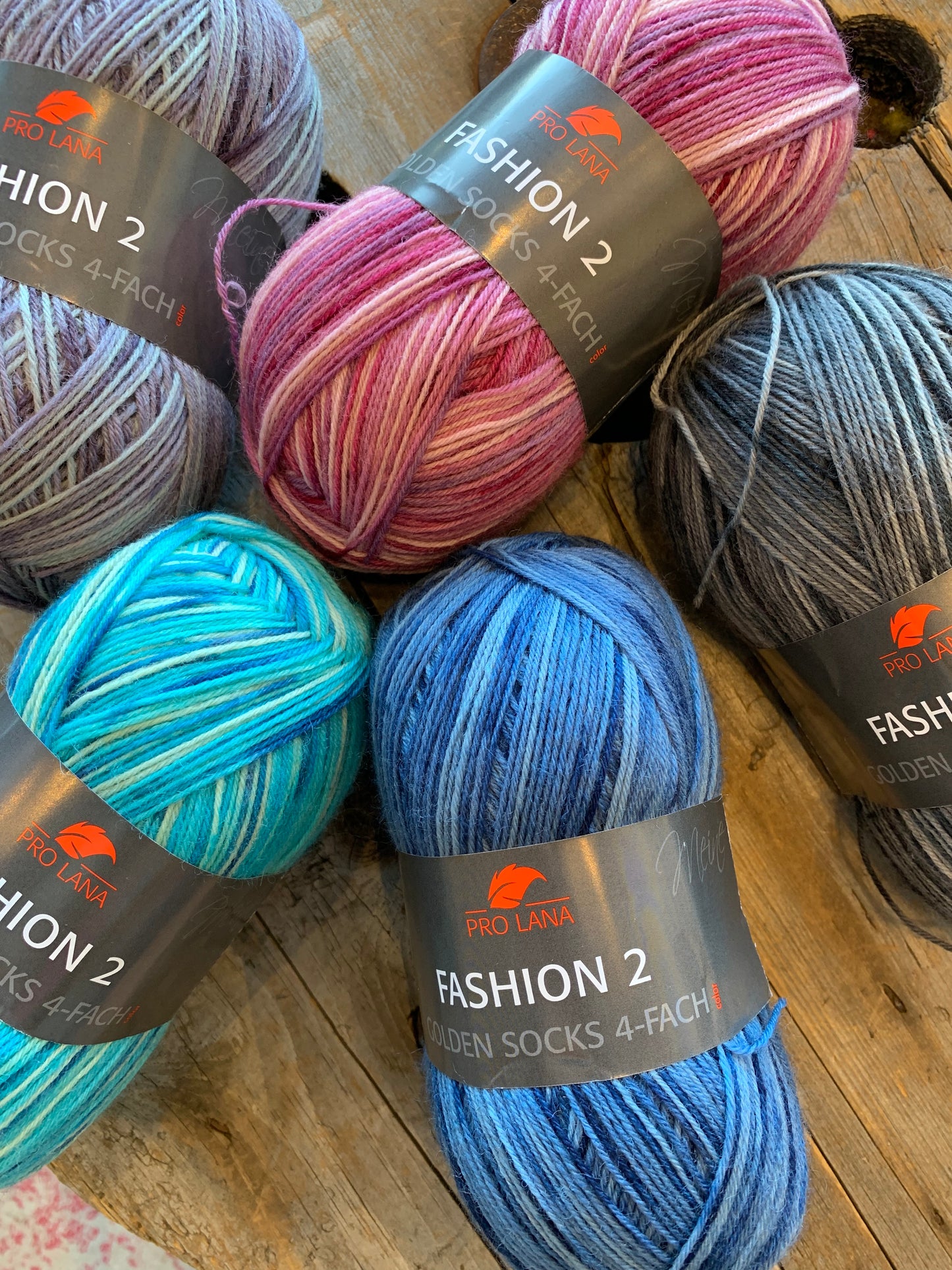 LIQUIDATION - Pro Lana - Laine à bas - collection variées