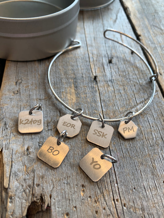 Kit Bracelet Marqueurs de mailles en boîte