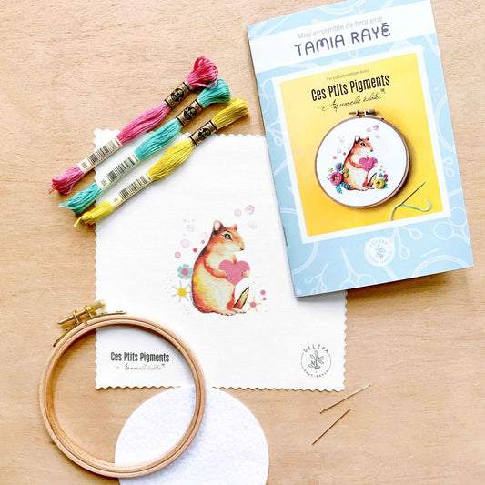 Mini ensemble de Broderie par Delika et Pop Pigments
