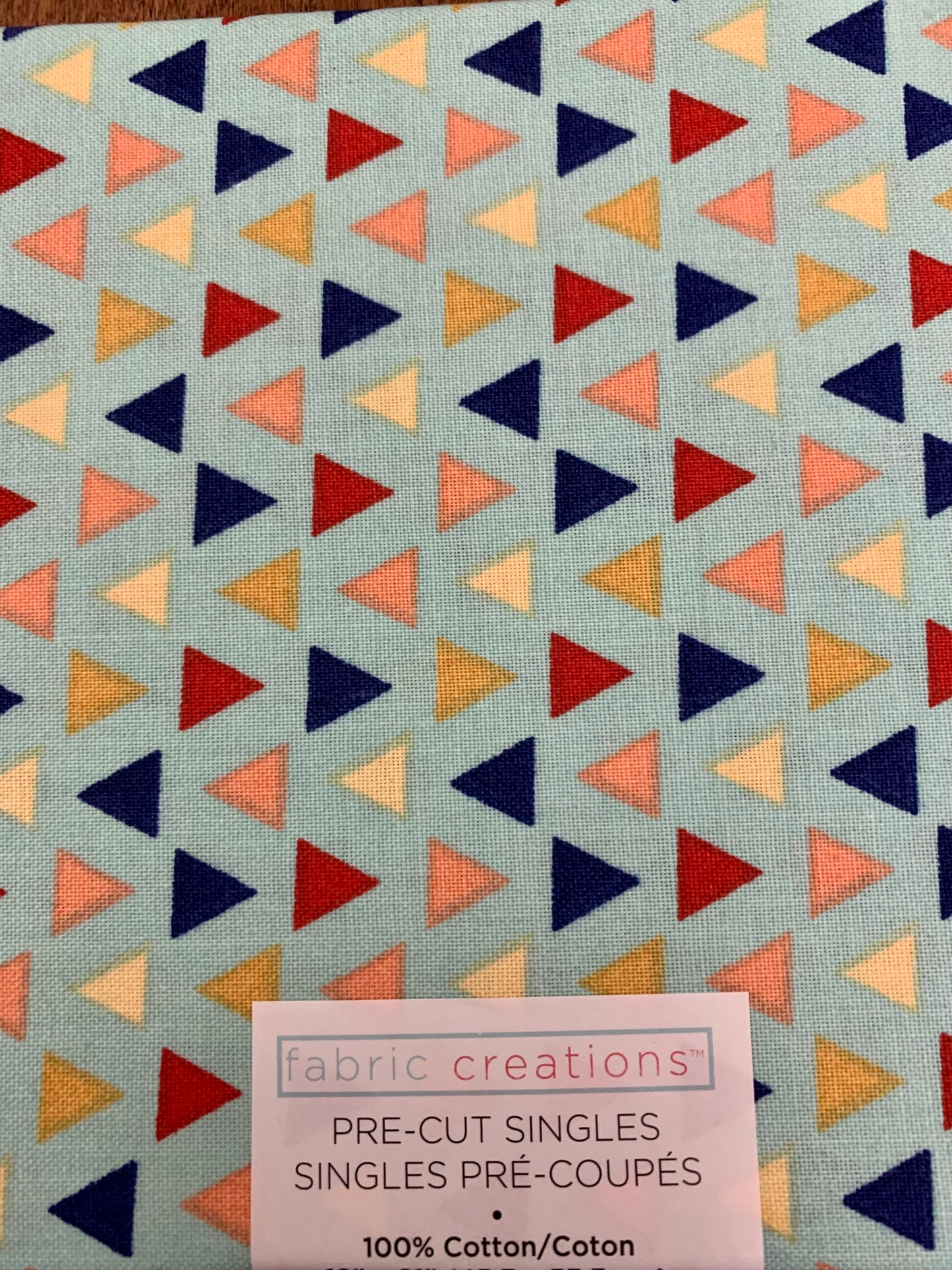 LIQUIDATION - Tissus Pré-coupés 18’’ X 21’’ - Fat quarters Motifs variés