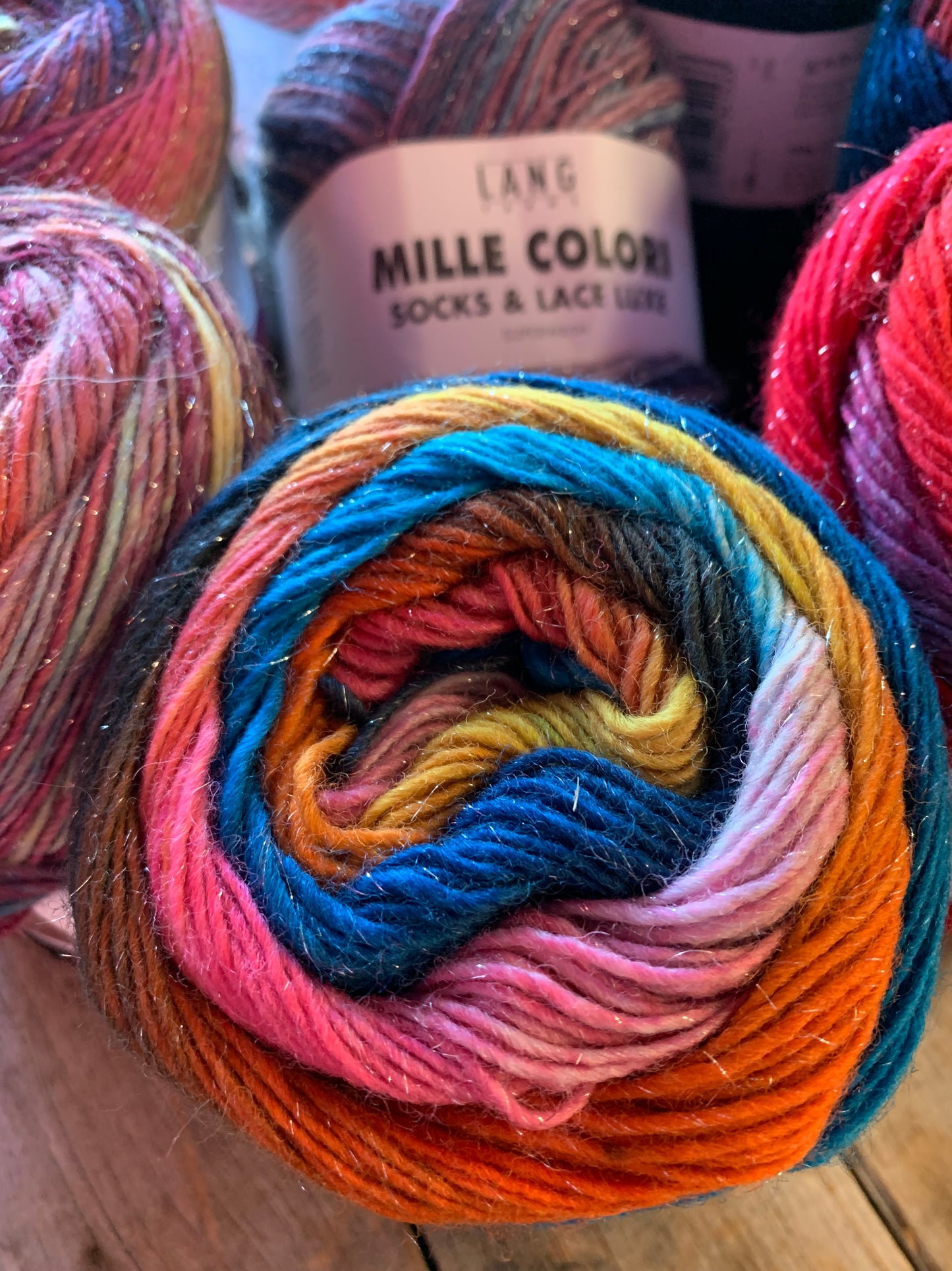 Lang Mille Colori Socks & Lace Luxe