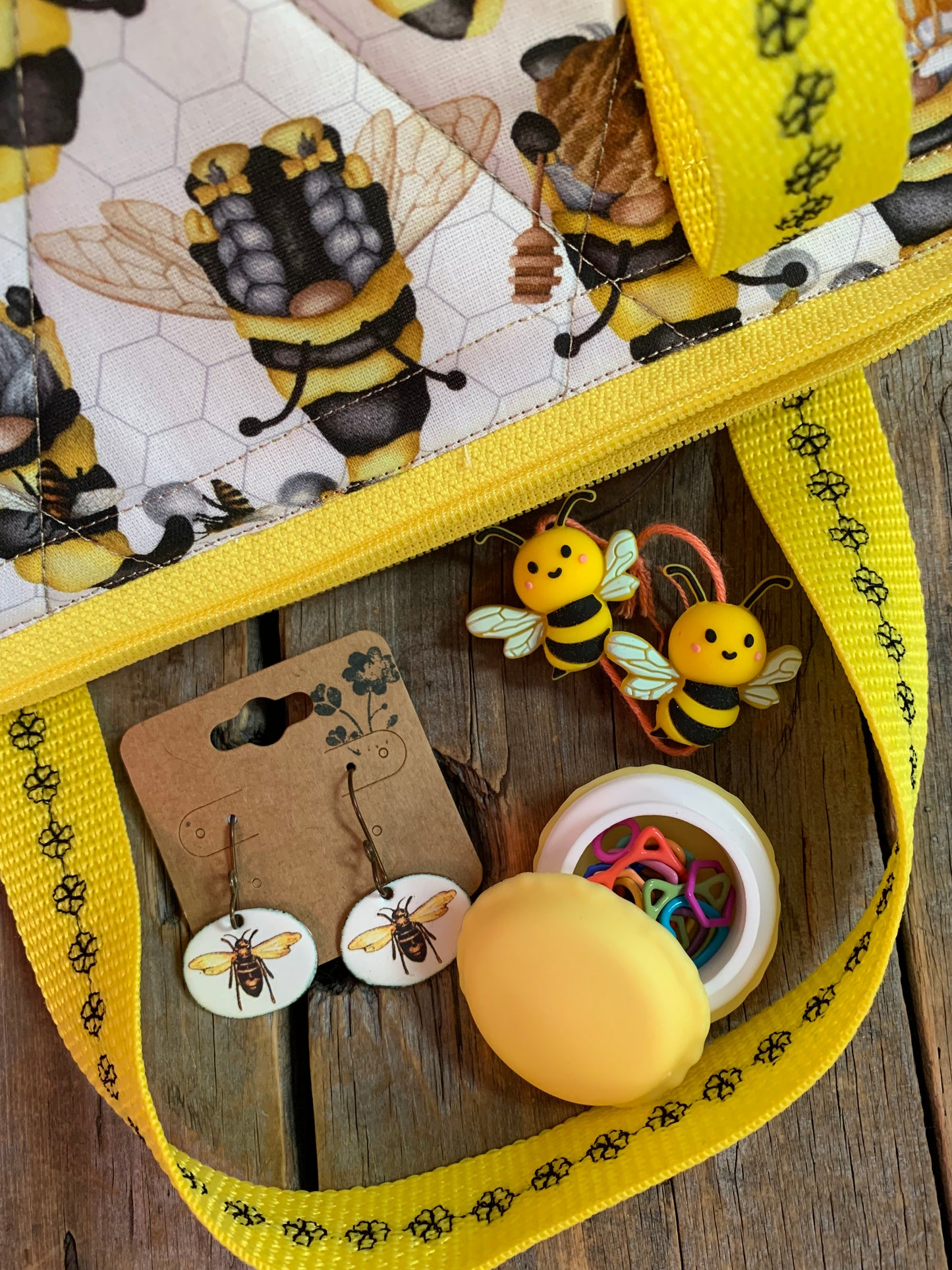 ‘Kit qui fitte’ - Bzzz Bzzz