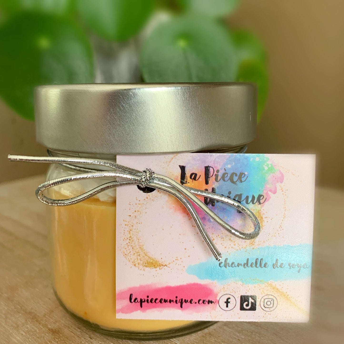 Crème au beurre - Bougies de soya & cires à brûleur - Formats variés