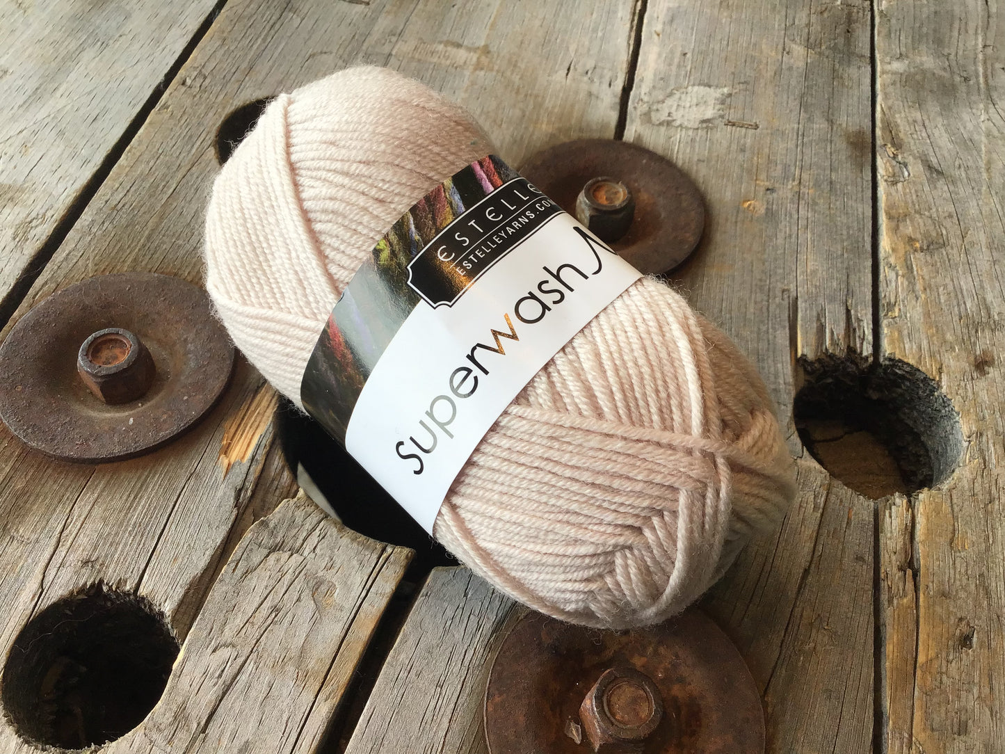 Estelle - Superwash Merino DK