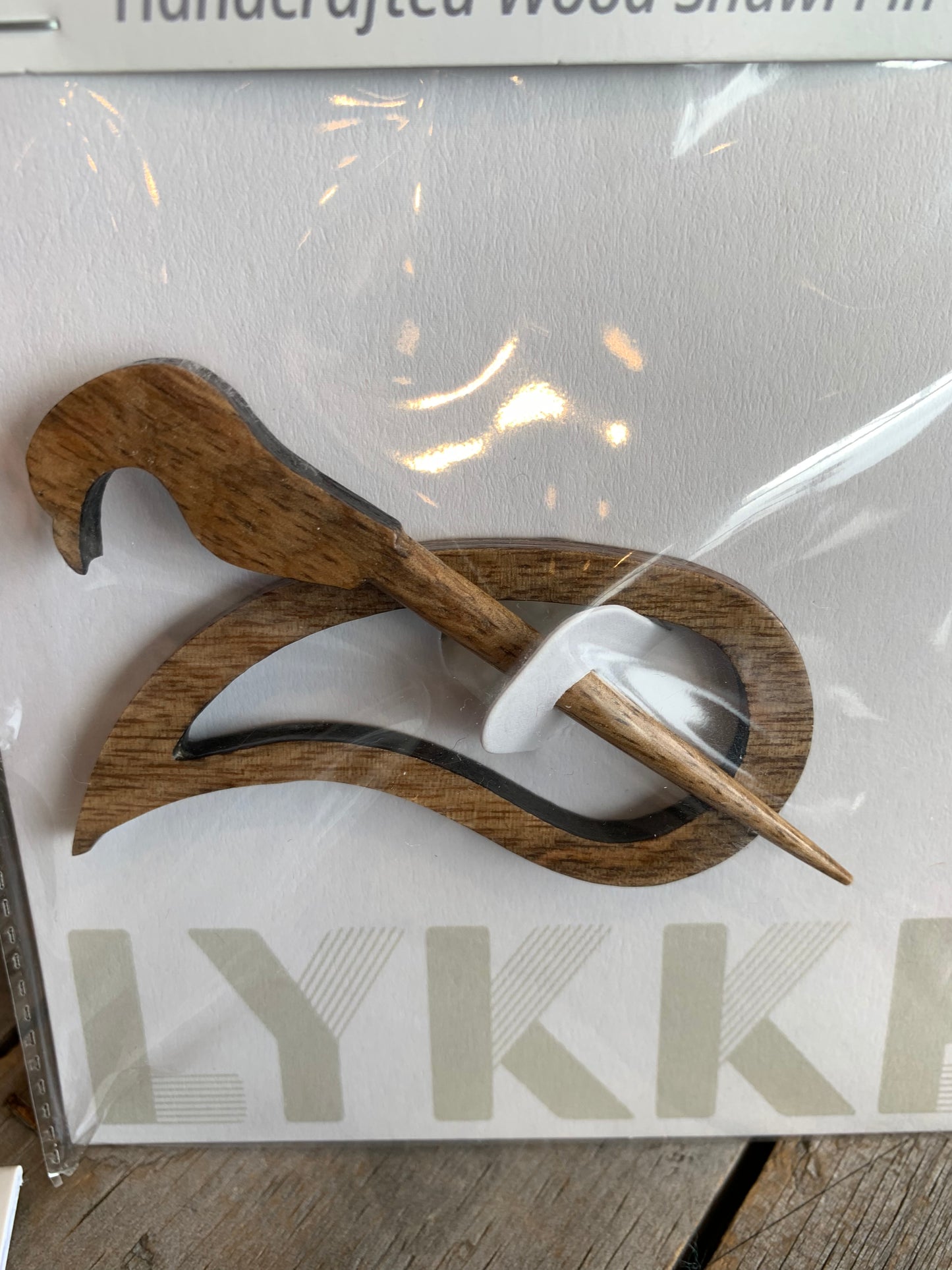 Épingle a châle Lykke - Goutte