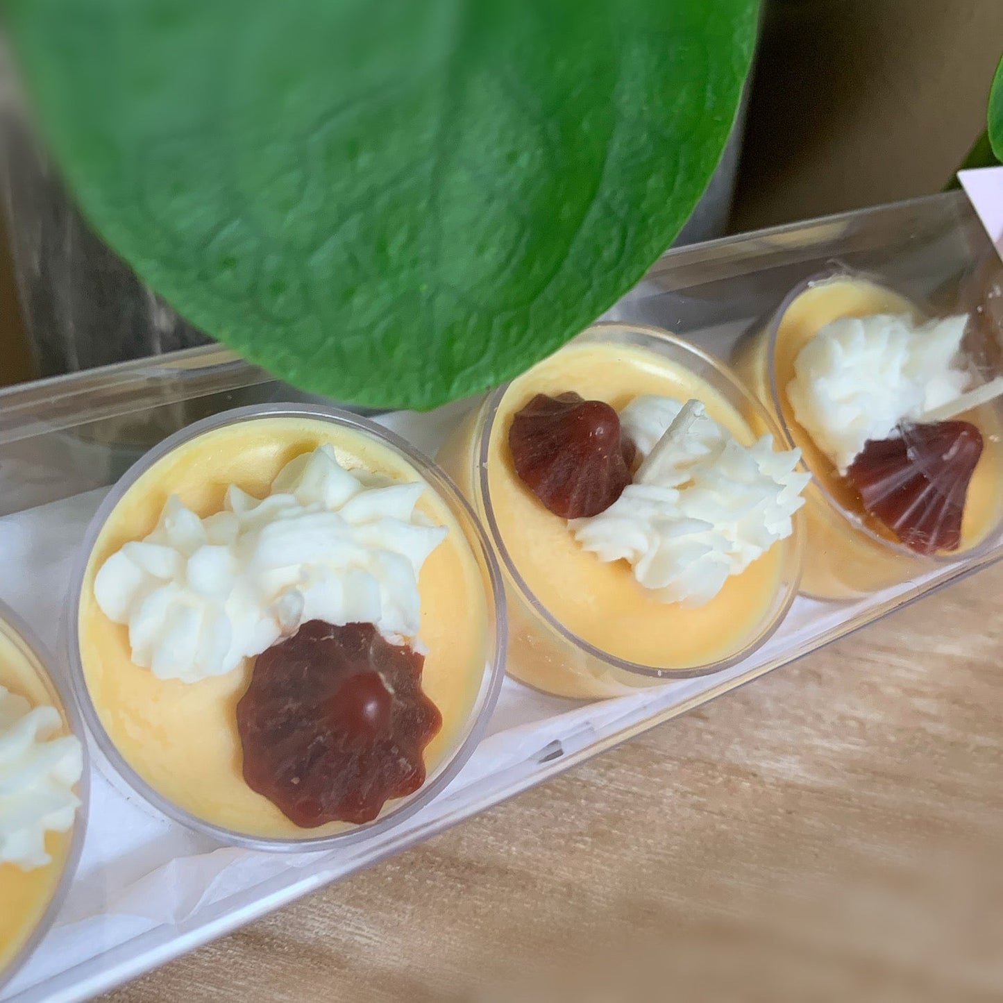 Crème au beurre - Bougies de soya & cires à brûleur - Formats variés