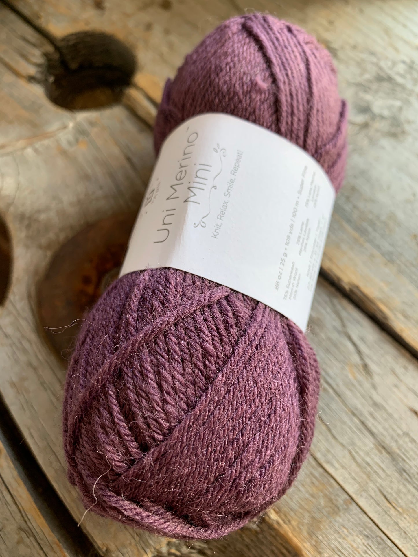 Uni merino mini - Universal Yarn