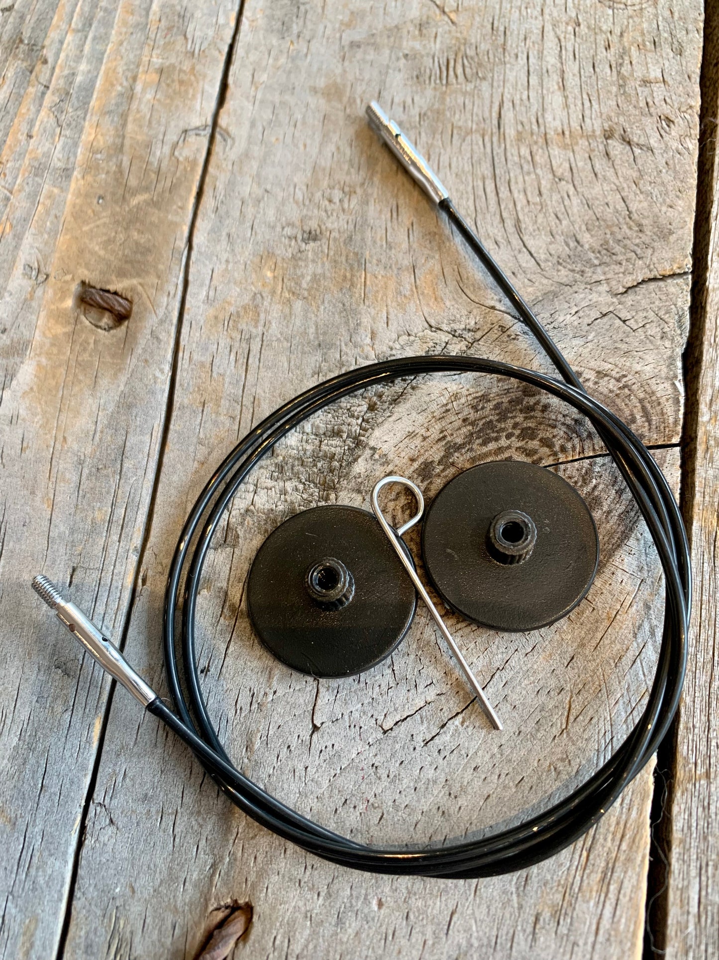 Knit Pro (Knitter’s Pride) - Câbles noirs pour aiguilles interchangeables / Interchangeable needle cord