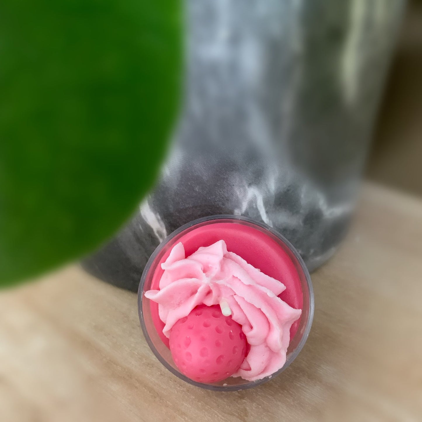 P’tite Fraise - Bougies de soya & cires à brûleur - Formats variés