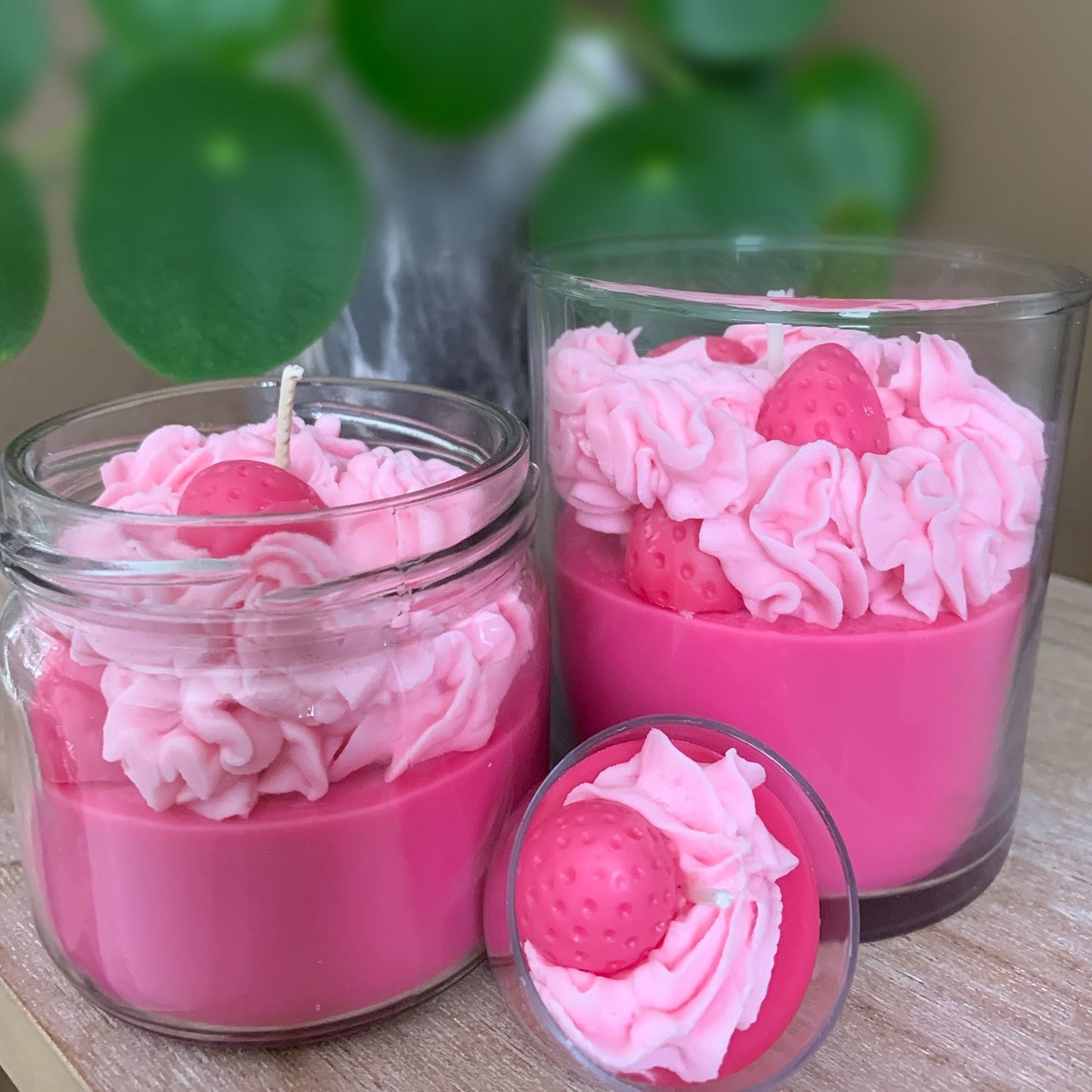 P’tite Fraise - Bougies de soya & cires à brûleur - Formats variés