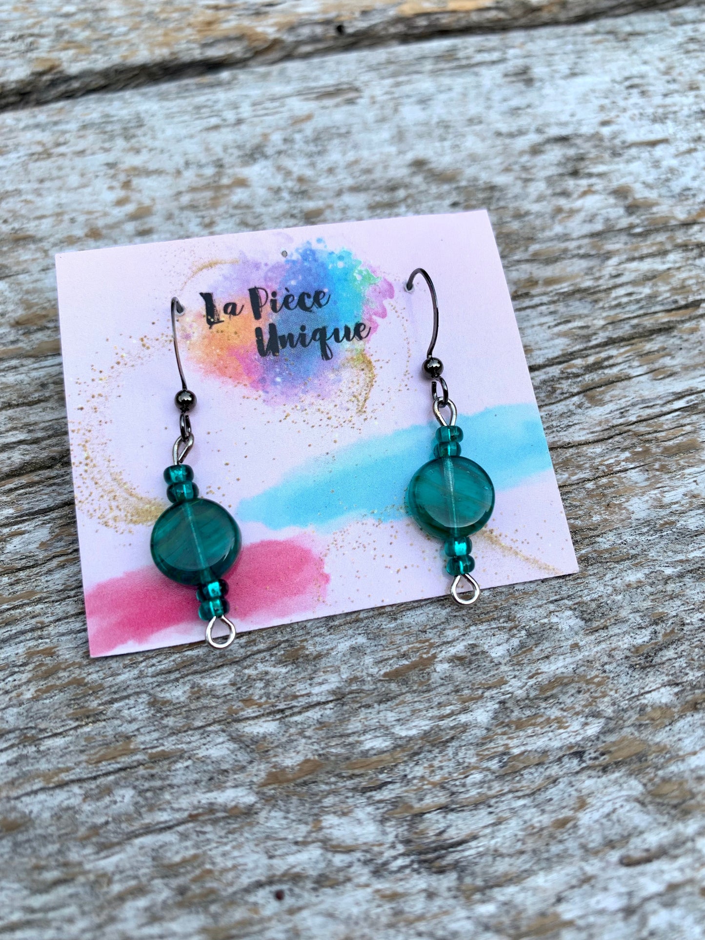 Boucles d’oreilles en perles - Courtes ( +/- 2,5cm ) Par La Pièce Unique