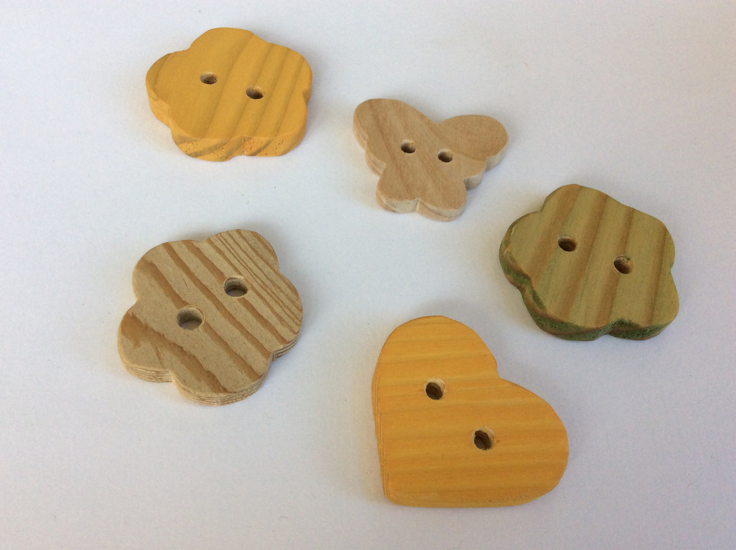 LIQUIDATION - - Boutons de bois faits à la main / hand made Wood Buttons