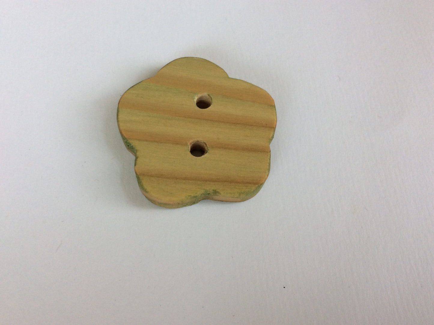 LIQUIDATION - - Boutons de bois faits à la main / hand made Wood Buttons