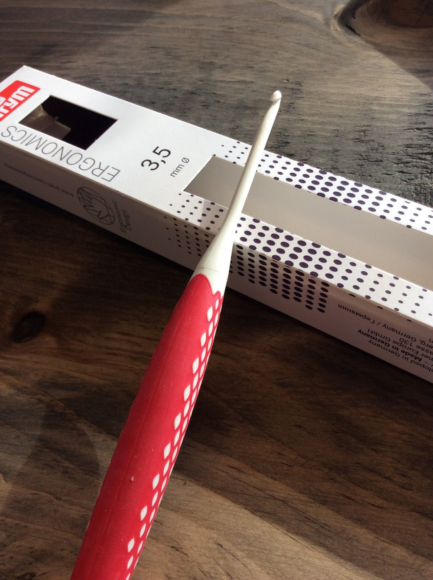 Prym - Crochet avec manche ergonomique