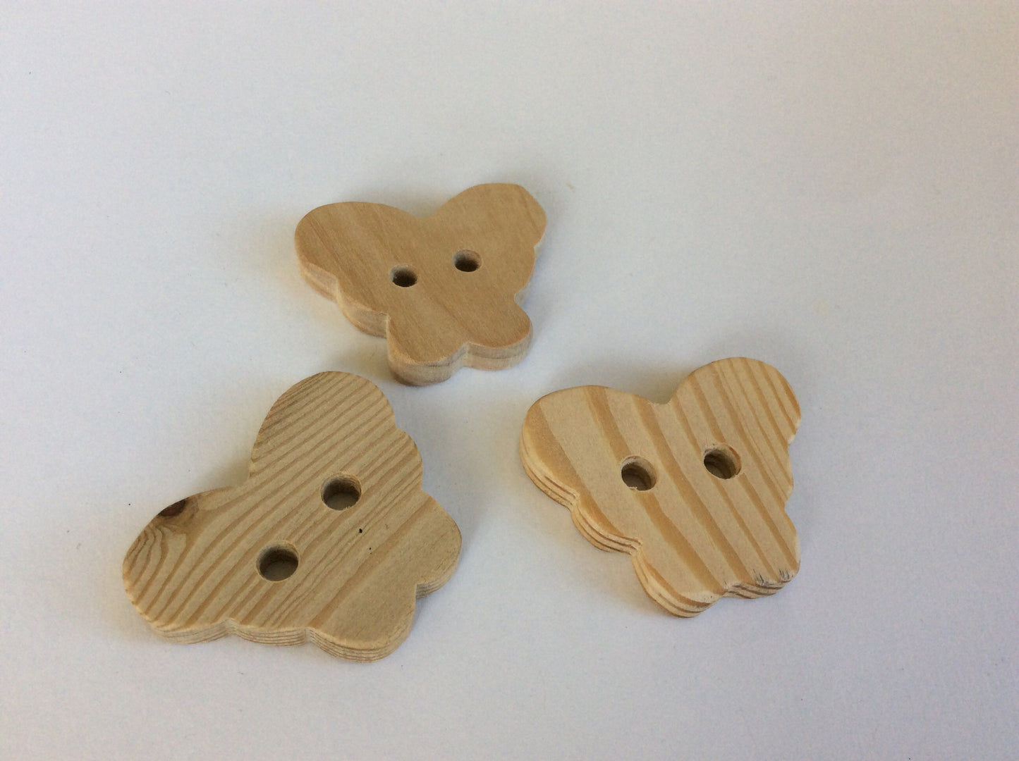 LIQUIDATION - - Boutons de bois faits à la main / hand made Wood Buttons