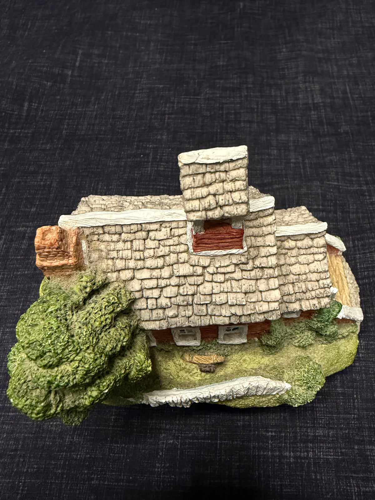 Cherry Hill School - Maison miniature par Maurice Wideman - 1988