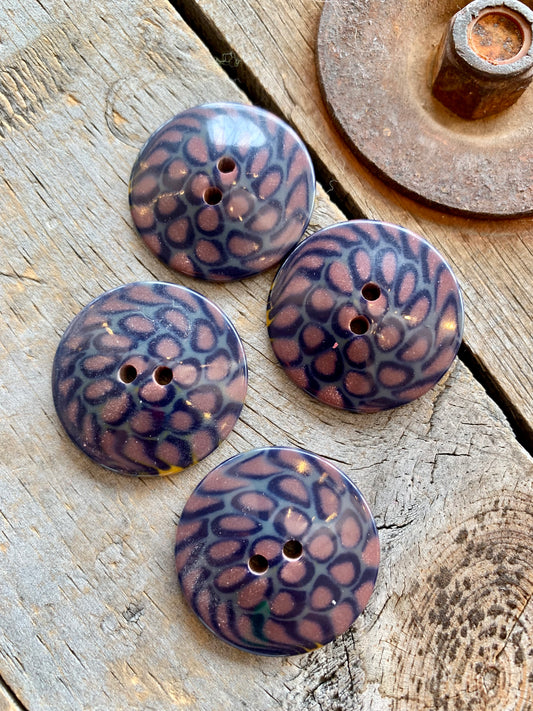 Boutons à motifs mauves 3cm / purple print buttons 1 1/8"