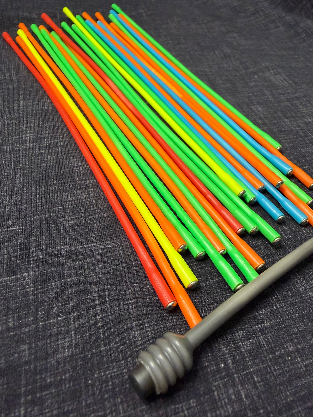Mikado Magnetico Jumbo 1988 – Jeu vintage de bâtonnets magnétiques – Presque complet - 1 bâtonnet manquant