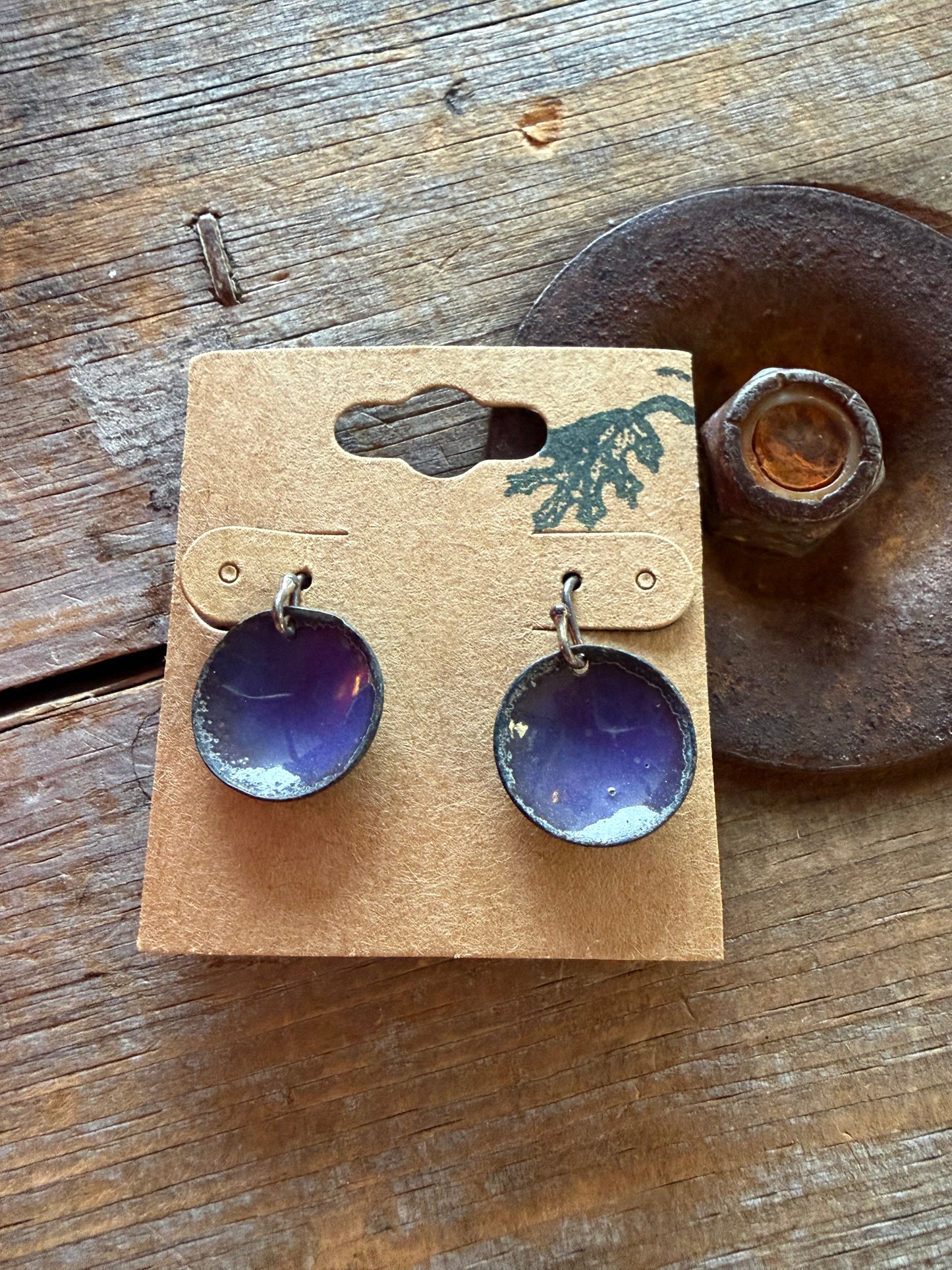 Boucles d’oreilles en émail sur cuivre par Nathalie Ampleman