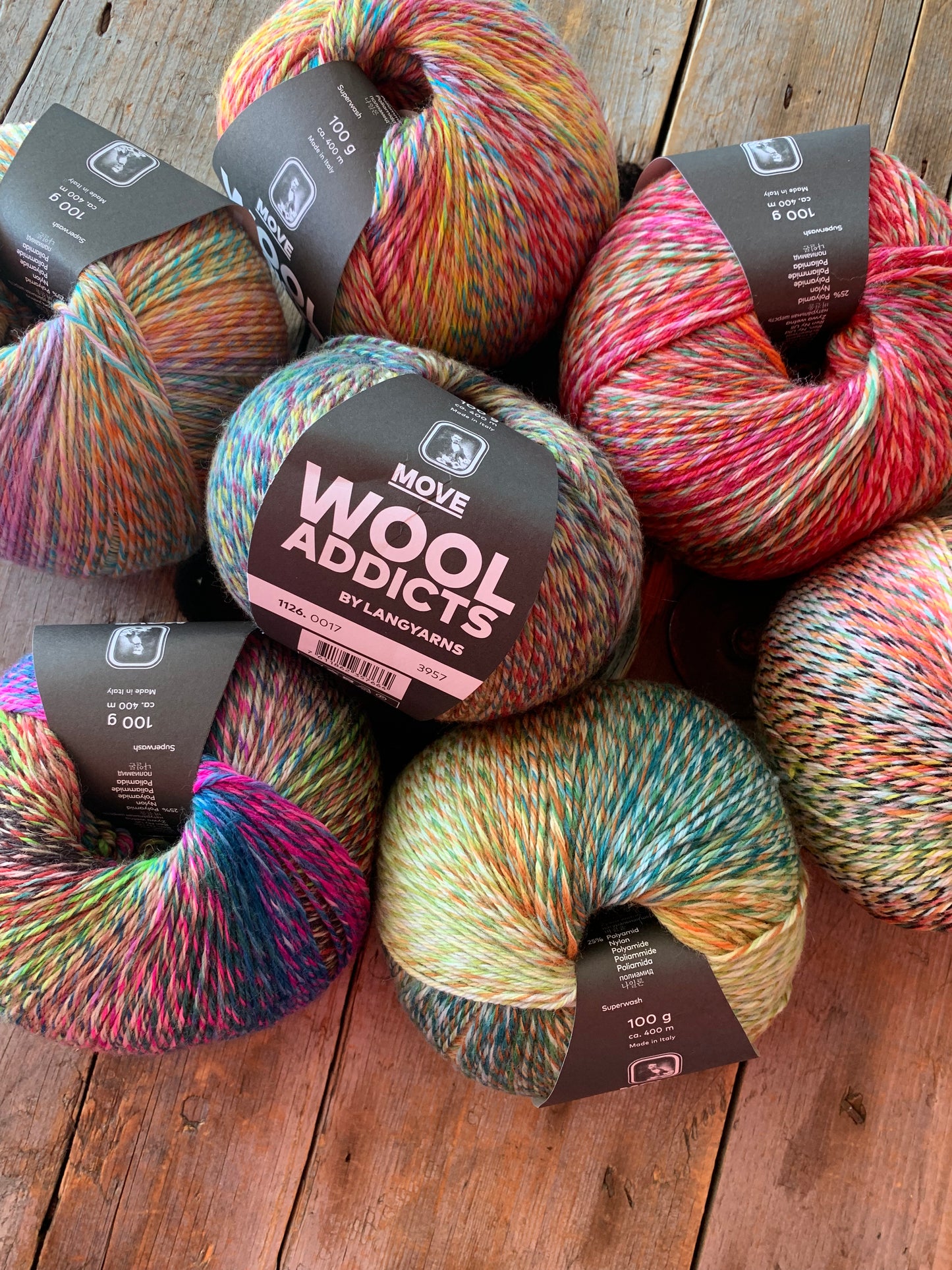 Lang - Wool Addict - MOVE