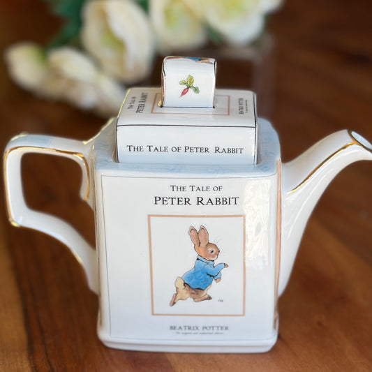 Théière vintage Peter Rabbit Beatrix Potter – James Sadler 2004 – Théière livre – The Tale of Peter Rabbit – avec dorure