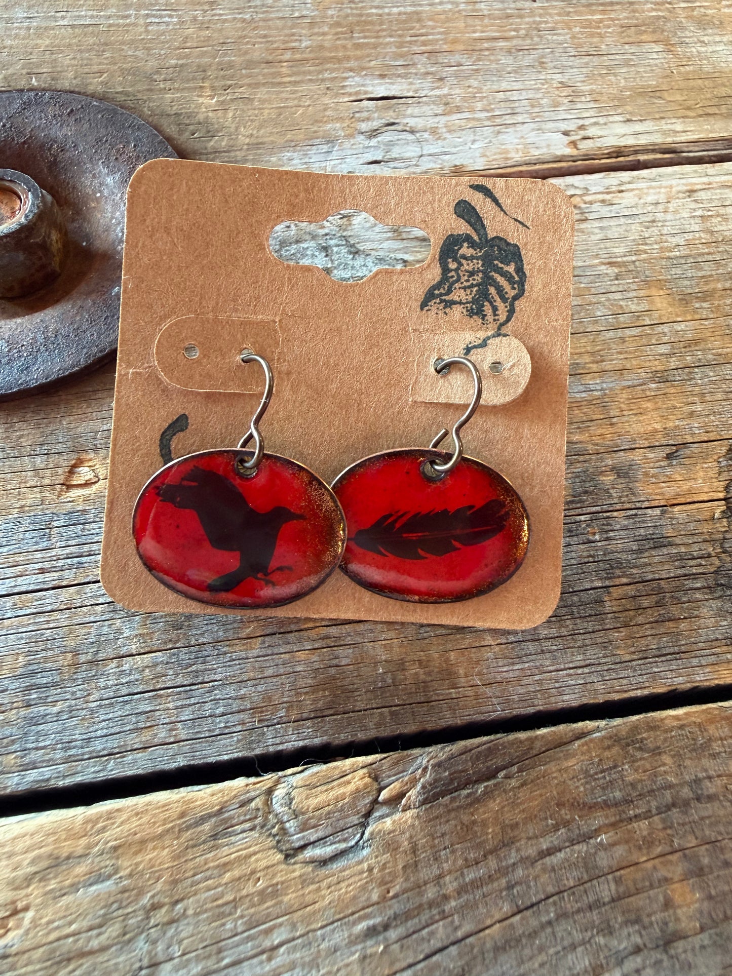 Boucles d’oreilles en émail sur cuivre par Nathalie Ampleman