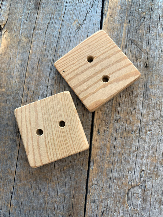 LIQUIDATION -  Gros Boutons de bois carrés 3,5cm