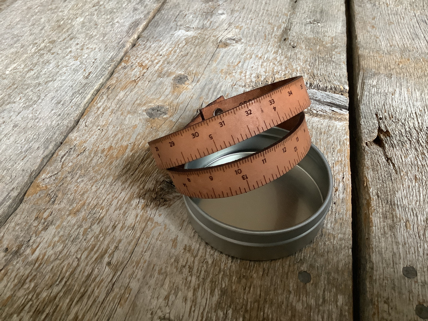 Bracelet règle en cuir / Leather Wrist Ruler